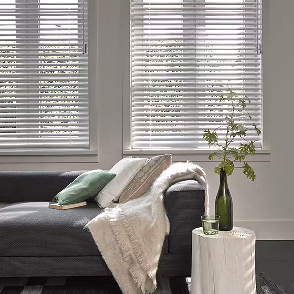 Aluminium jaloezie 35mm | Luxaflex®